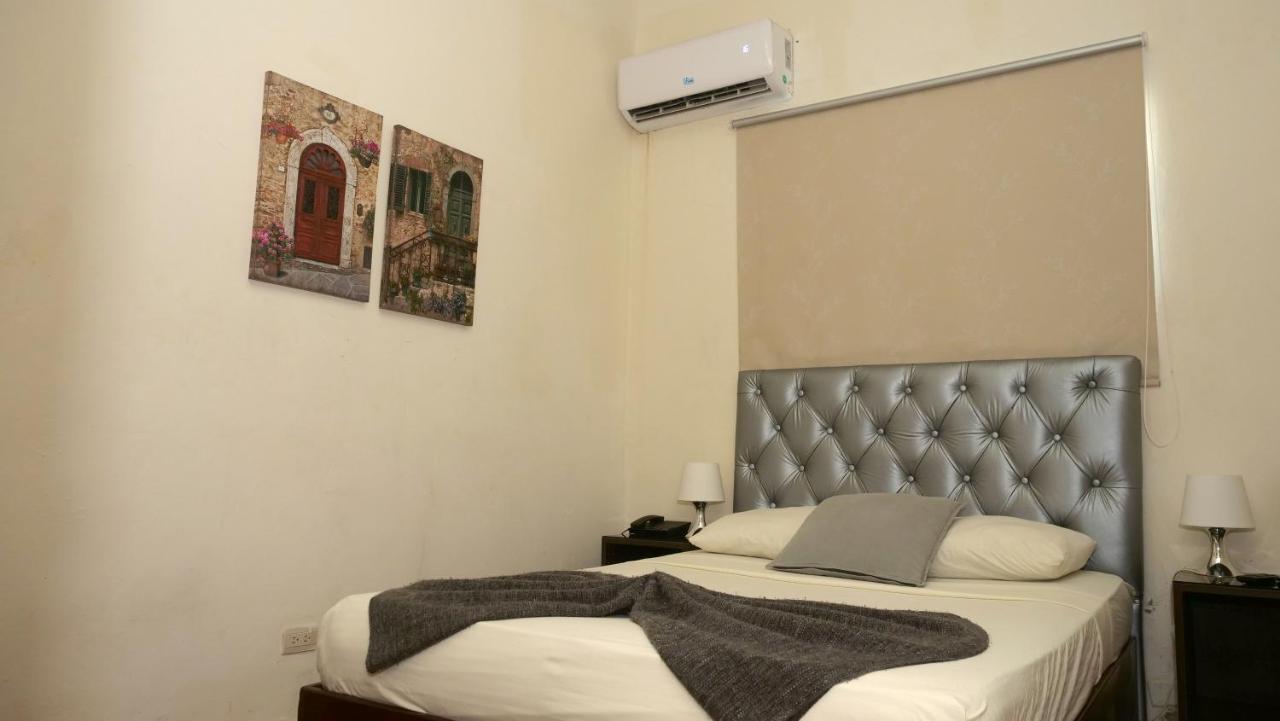 Hotel Alcaldeza - Garden House Maria Guadalupe Santo Domingo Bagian luar foto