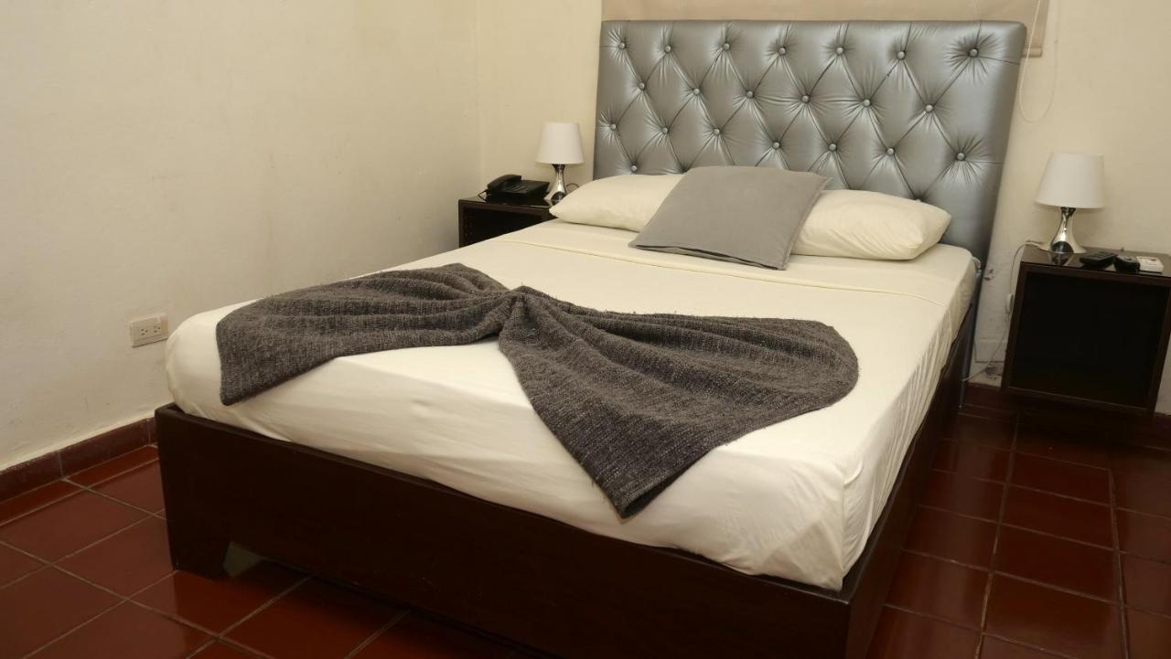 Hotel Alcaldeza - Garden House Maria Guadalupe Santo Domingo Bagian luar foto
