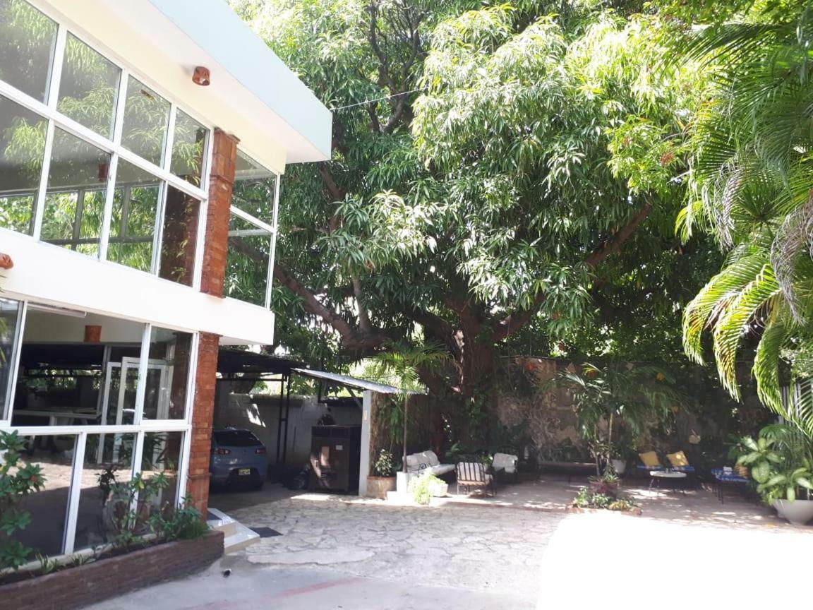 Hotel Alcaldeza - Garden House Maria Guadalupe Santo Domingo Bagian luar foto