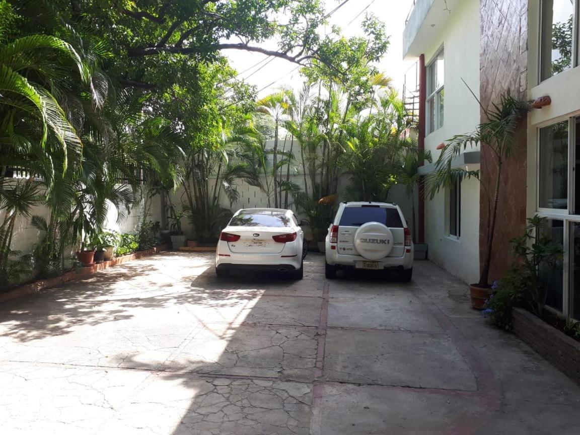 Hotel Alcaldeza - Garden House Maria Guadalupe Santo Domingo Bagian luar foto